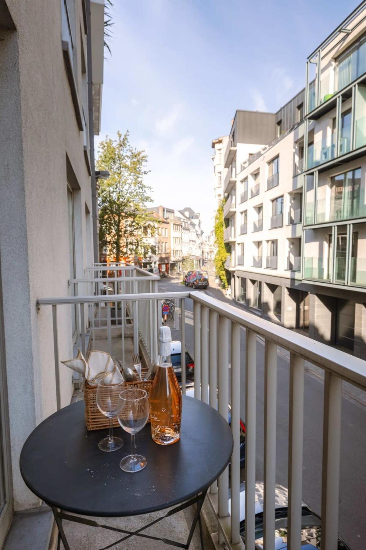 Stylish Apartment With Terrace And Balcony Anvers Dış mekan fotoğraf